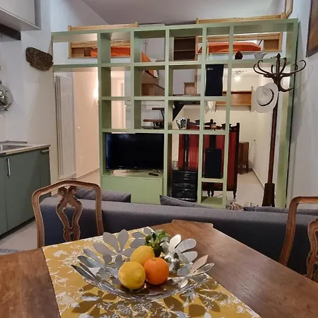 Casa Don Peppe * 陶尔米纳